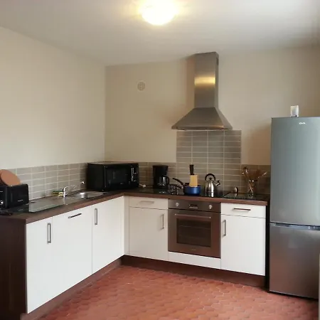 Dom wakacyjny Authentique 1950 Futuroscope Aquascope, 1a9prsn, 3 Pkg, 3 Etoiles A 6prsn Et 3 Appoints Eco-responsable Poitiers