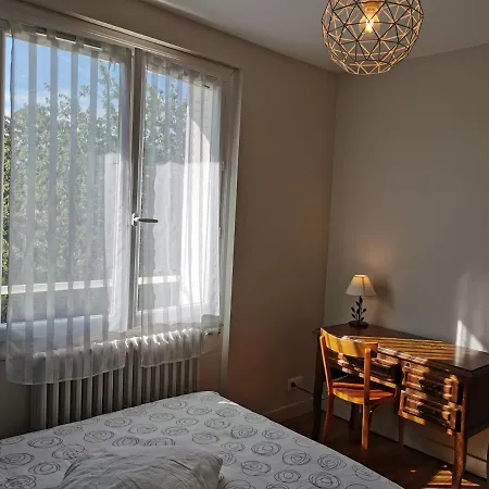 Dom wakacyjny Authentique 1950 Futuroscope Aquascope, 1a9prsn, 3 Pkg, 3 Etoiles A 6prsn Et 3 Appoints Eco-responsable *