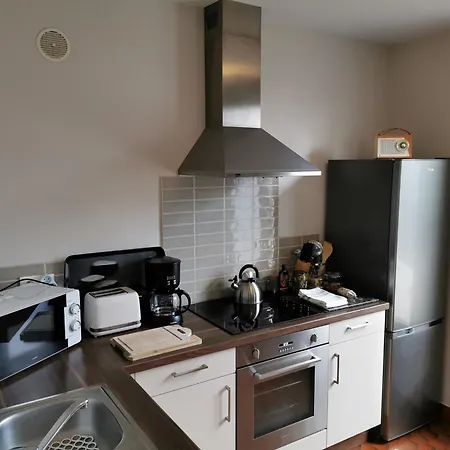 Dom wakacyjny Authentique 1950 Futuroscope Aquascope, 1a9prsn, 3 Pkg, 3 Etoiles A 6prsn Et 3 Appoints Eco-responsable